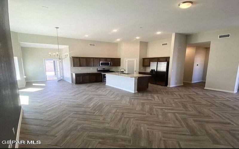 408 DAVIS GREENWOOD Court, Vinton, TX 79821, 3 Bedrooms Bedrooms, ,2 BathroomsBathrooms,Residential,For Sale,408 DAVIS GREENWOOD Court,0,928816