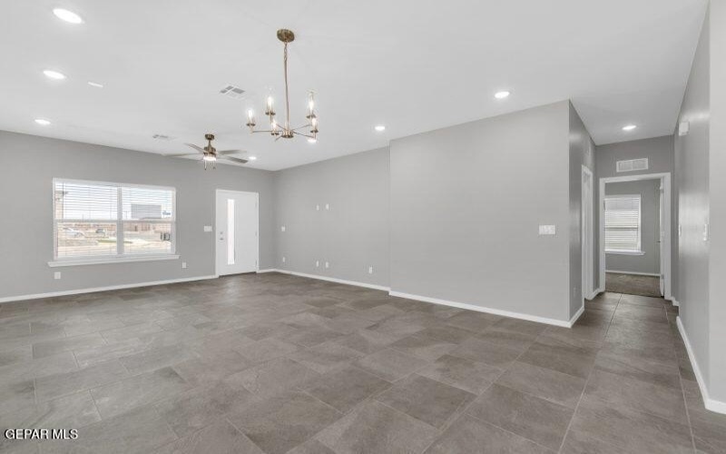 425 Davi's Greenwood Court, Vinton, TX 79821, 3 Habitaciones Habitaciones , ,2 BañosBaños,Residential,En Venta,425 Davi's Greenwood Court,0,928824