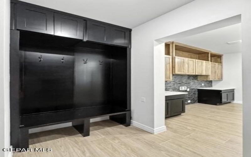 5646 River Run Street, El Paso, TX 79932, 4 Habitaciones Habitaciones , ,3 BañosBaños,Residential,En Venta,5646 River Run Street,0,928828