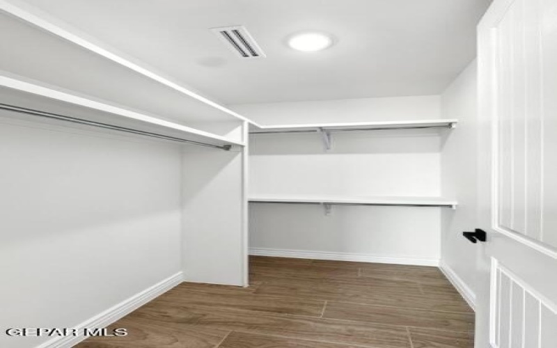 5646 River Run Street, El Paso, TX 79932, 4 Habitaciones Habitaciones , ,3 BañosBaños,Residential,En Venta,5646 River Run Street,0,928828