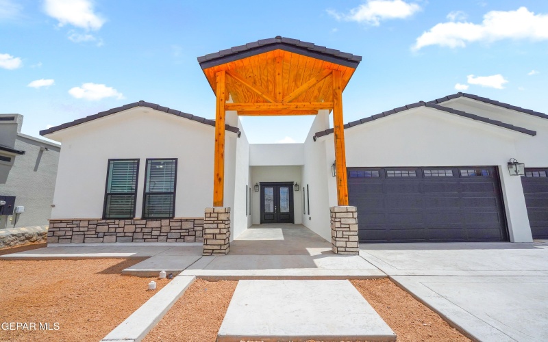 14561 Tierra Resort Avenue, El Paso, TX 79938, 4 Habitaciones Habitaciones , ,3 BañosBaños,Residential,En Venta,14561 Tierra Resort Avenue,0,928835