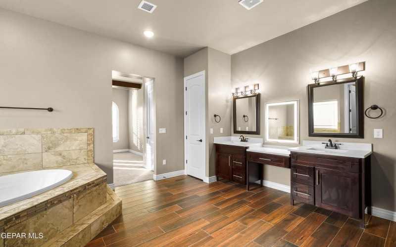 14613 Tierra Resort Avenue, El Paso, TX 79938, 4 Habitaciones Habitaciones , ,3 BañosBaños,Residential,En Venta,14613 Tierra Resort Avenue,0,928842