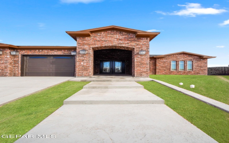 14613 Tierra Resort Avenue, El Paso, TX 79938, 4 Habitaciones Habitaciones , ,3 BañosBaños,Residential,En Venta,14613 Tierra Resort Avenue,0,928842