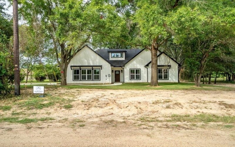 111 Lindy Lee Ln, Mabank, TX 75156, 3 Bedrooms Bedrooms, ,2 BathroomsBathrooms,Residential,For Sale,111 Lindy Lee Ln,0,109482
