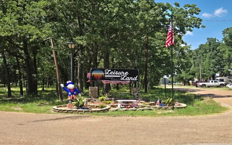 111 Lindy Lee Ln, Mabank, TX 75156, 3 Bedrooms Bedrooms, ,2 BathroomsBathrooms,Residential,For Sale,111 Lindy Lee Ln,0,109482