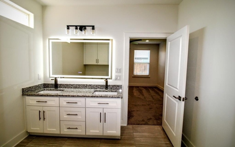 511 Richardson St, Athens, TX 75751, 4 Habitaciones Habitaciones , ,2 BañosBaños,Residential,En Venta,511 Richardson St,0,109548