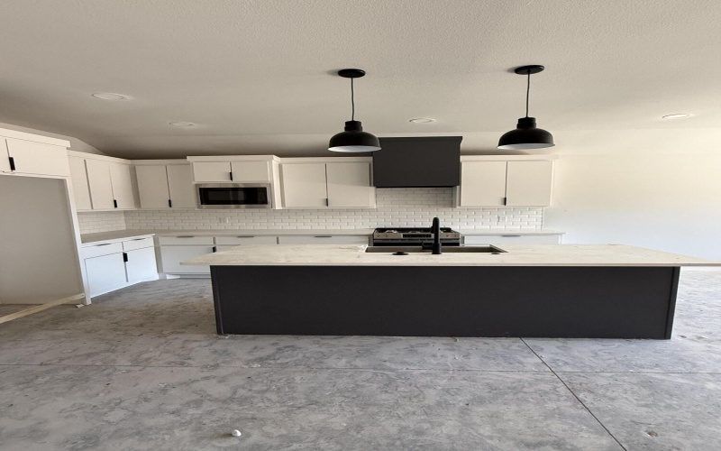 2915 135th Street, Lubbock, TX 79423, 4 Bedrooms Bedrooms, ,2 BathroomsBathrooms,Residential,For Sale,2915 135th Street,0,202559402