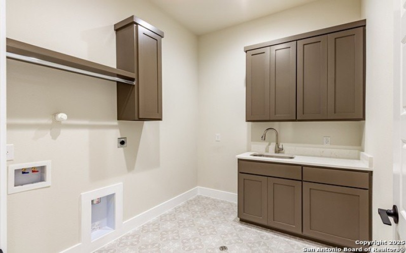 205 Timber Place, La Vernia, TX 78121, 4 Bedrooms Bedrooms, ,3 BathroomsBathrooms,Residential,For Sale,205 Timber Place,0,1894505