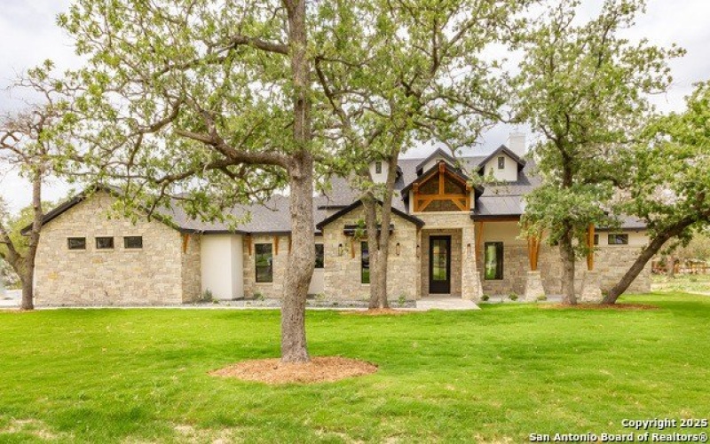 205 Timber Place, La Vernia, TX 78121, 4 Bedrooms Bedrooms, ,3 BathroomsBathrooms,Residential,For Sale,205 Timber Place,0,1894505