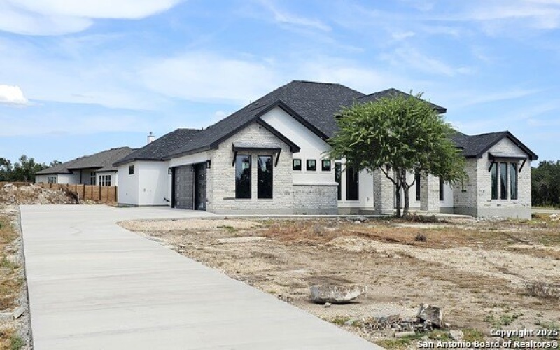 699 James Way, Castroville, TX 78009, 4 Bedrooms Bedrooms, ,3 BathroomsBathrooms,Residential,For Sale,699 James Way,0,1894534