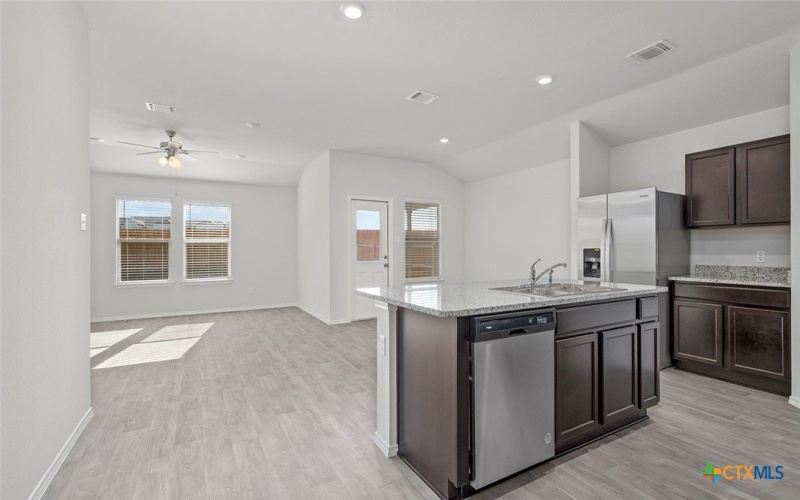 2506 Clarkson Drive, Temple, TX 76504, 4 Habitaciones Habitaciones , ,2 BañosBaños,Residential,En Venta,2506 Clarkson Drive,0,590447