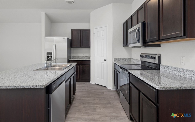 2506 Clarkson Drive, Temple, TX 76504, 4 Habitaciones Habitaciones , ,2 BañosBaños,Residential,En Venta,2506 Clarkson Drive,0,590447