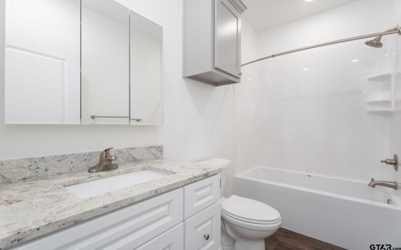 18754 County Road 437 #103, Lindale, TX 75771, 2 Bedrooms Bedrooms, ,2 BathroomsBathrooms,Residential,For Sale,18754 County Road 437 #103,0,25012731