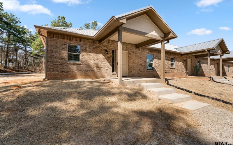 18754 County Road 437 #103, Lindale, TX 75771, 2 Bedrooms Bedrooms, ,2 BathroomsBathrooms,Residential,For Sale,18754 County Road 437 #103,0,25012731