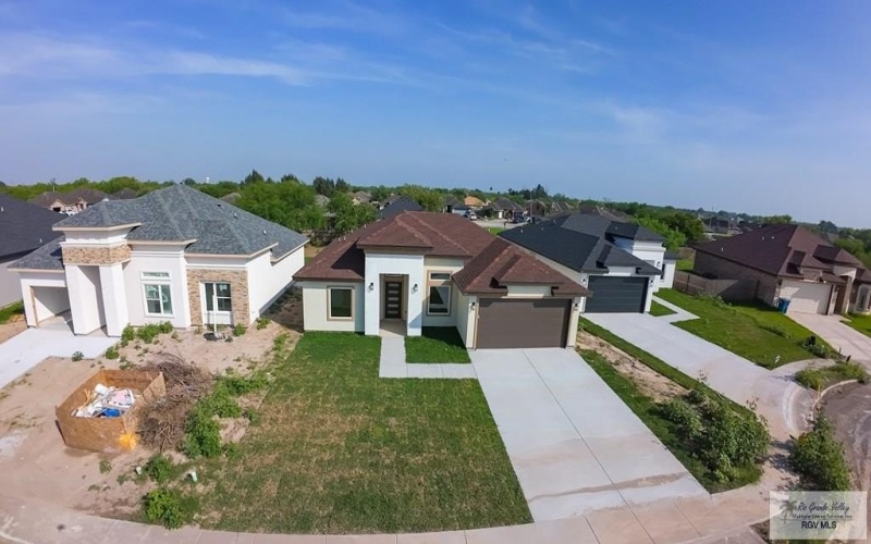 113 REPUBLIC CIR, SAN BENITO, TX 78586, 3 Bedrooms Bedrooms, ,2 BathroomsBathrooms,Residential,For Sale,113 REPUBLIC CIR,0,29758676
