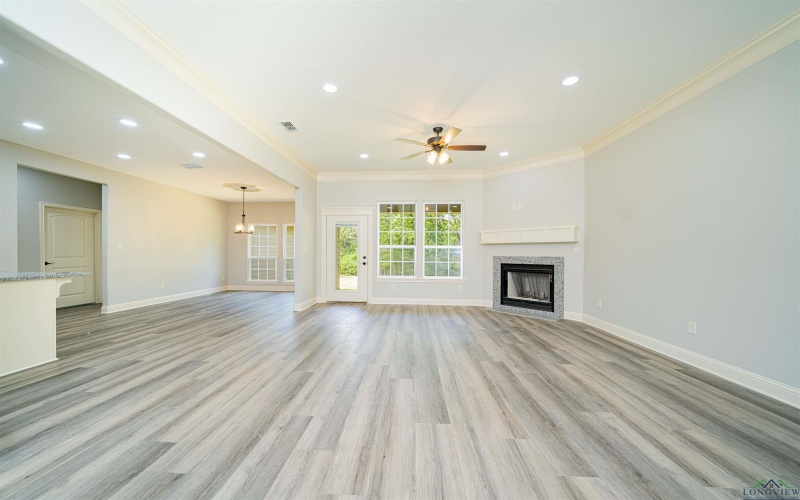 495 Lake Gladewater Rd, Gladewater, TX 75647, 3 Bedrooms Bedrooms, ,2 BathroomsBathrooms,Residential,For Sale,495 Lake Gladewater Rd,0,20255444
