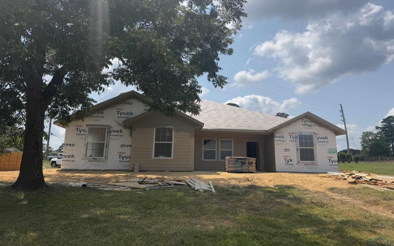 106 Royal St, Gilmer, TX 75645, 3 Bedrooms Bedrooms, ,2 BathroomsBathrooms,Residential,For Sale,106 Royal St,0,20255465