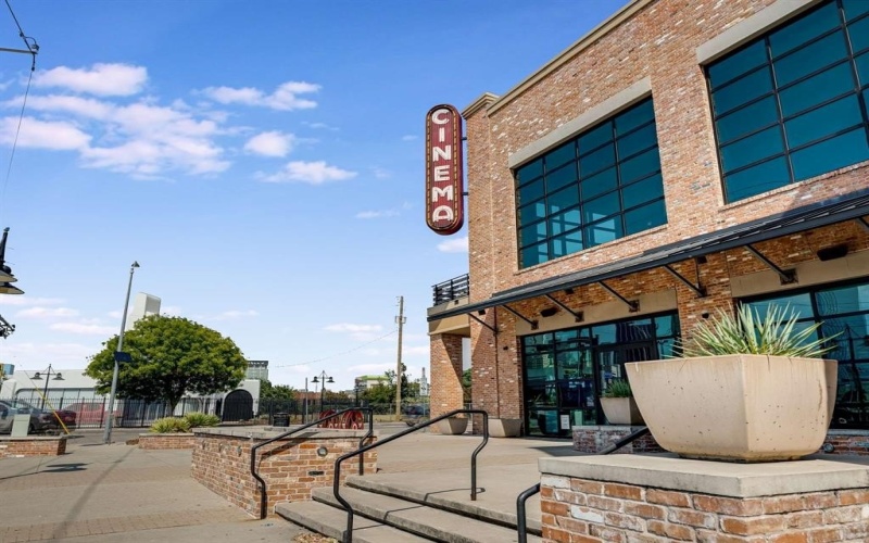 2080 Kelly #105, Dallas, TX 75215, 2 Bedrooms Bedrooms, ,2 BathroomsBathrooms,Residential,For Sale,2080 Kelly,0,21002326