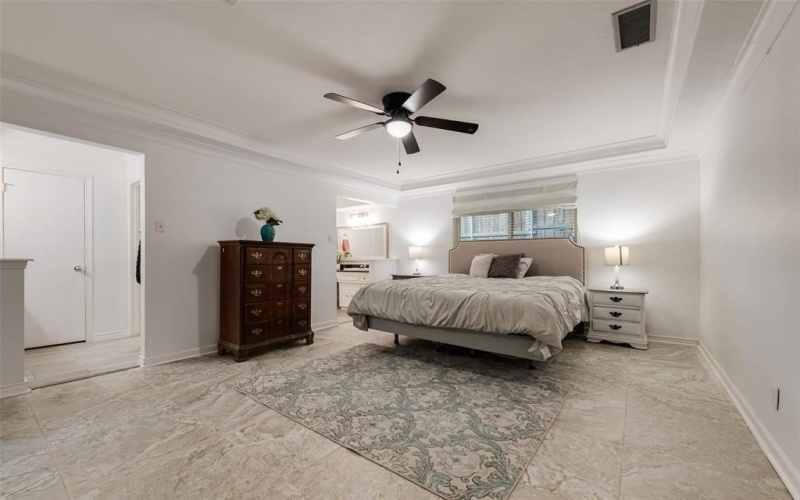 1401 Surrey Court, Garland, TX 75043, 3 Habitaciones Habitaciones , ,2 BañosBaños,Residential,En Venta,1401 Surrey Court,0,21033627