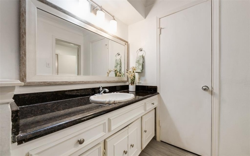 1401 Surrey Court, Garland, TX 75043, 3 Habitaciones Habitaciones , ,2 BañosBaños,Residential,En Venta,1401 Surrey Court,0,21033627
