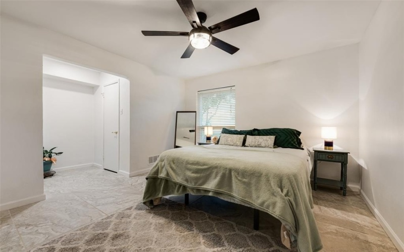1401 Surrey Court, Garland, TX 75043, 3 Habitaciones Habitaciones , ,2 BañosBaños,Residential,En Venta,1401 Surrey Court,0,21033627