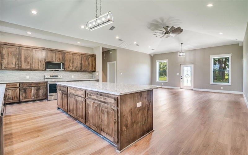 5100 FM 1652, Grand Saline, TX 75140, 2 Bedrooms Bedrooms, ,2 BathroomsBathrooms,Residential,For Sale,5100 FM 1652,0,21035952