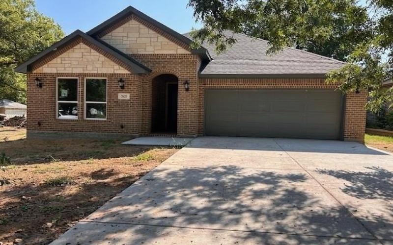 2620 Seevers Avenue, Dallas, TX 75216, 4 Bedrooms Bedrooms, ,2 BathroomsBathrooms,Residential,For Sale,2620 Seevers Avenue,0,21037346