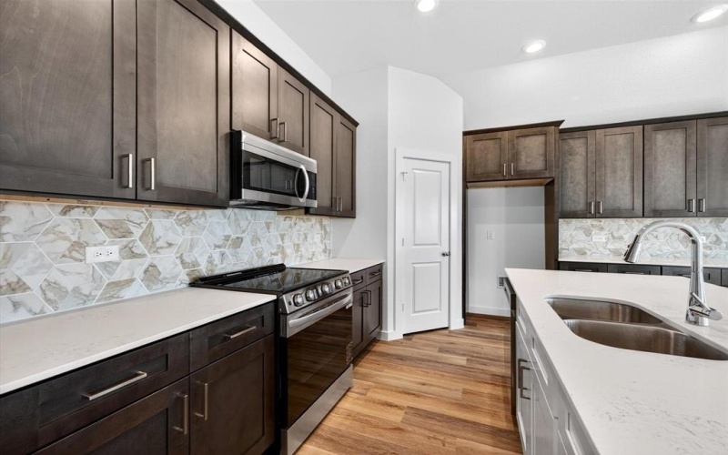 2228 Trailside Drive, Sherman, TX 75092, 4 Habitaciones Habitaciones , ,2 BañosBaños,Residential,En Venta,2228 Trailside Drive,0,21037784