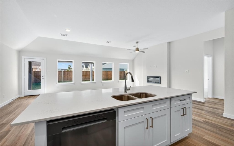 2228 Trailside Drive, Sherman, TX 75092, 4 Habitaciones Habitaciones , ,2 BañosBaños,Residential,En Venta,2228 Trailside Drive,0,21037784