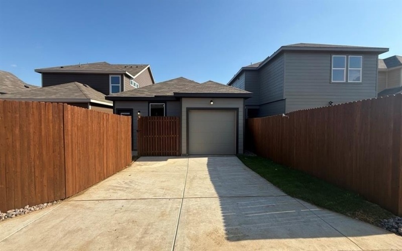 3113 PECAN FARM Lane, Fort Worth, TX 76140, 3 Bedrooms Bedrooms, ,2 BathroomsBathrooms,Residential,For Sale,3113 PECAN FARM Lane,0,21037885