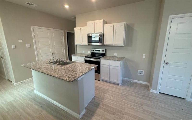 3113 PECAN FARM Lane, Fort Worth, TX 76140, 3 Bedrooms Bedrooms, ,2 BathroomsBathrooms,Residential,For Sale,3113 PECAN FARM Lane,0,21037885