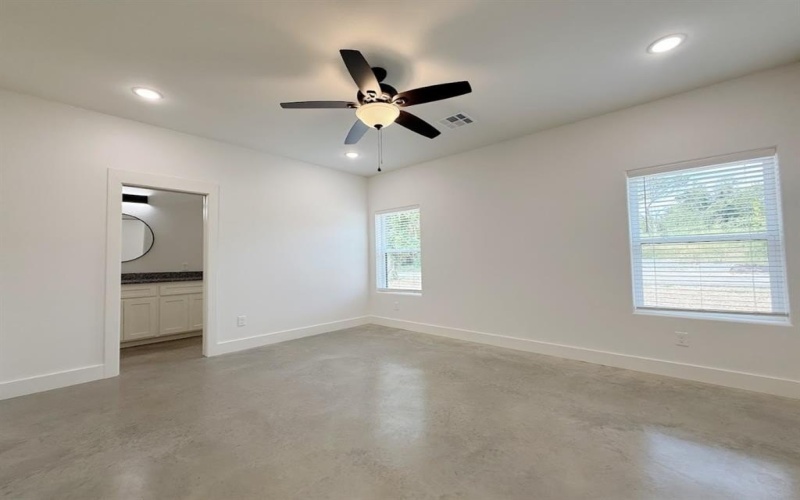 1901 S Lamar, Denison, TX 75021, 3 Bedrooms Bedrooms, ,2 BathroomsBathrooms,Residential,For Sale,1901 S Lamar,0,21038192