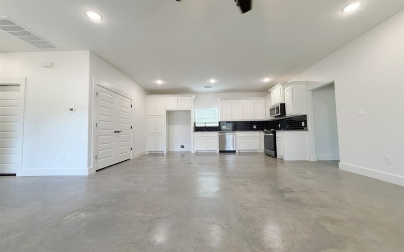 1901 S Lamar, Denison, TX 75021, 3 Bedrooms Bedrooms, ,2 BathroomsBathrooms,Residential,For Sale,1901 S Lamar,0,21038192