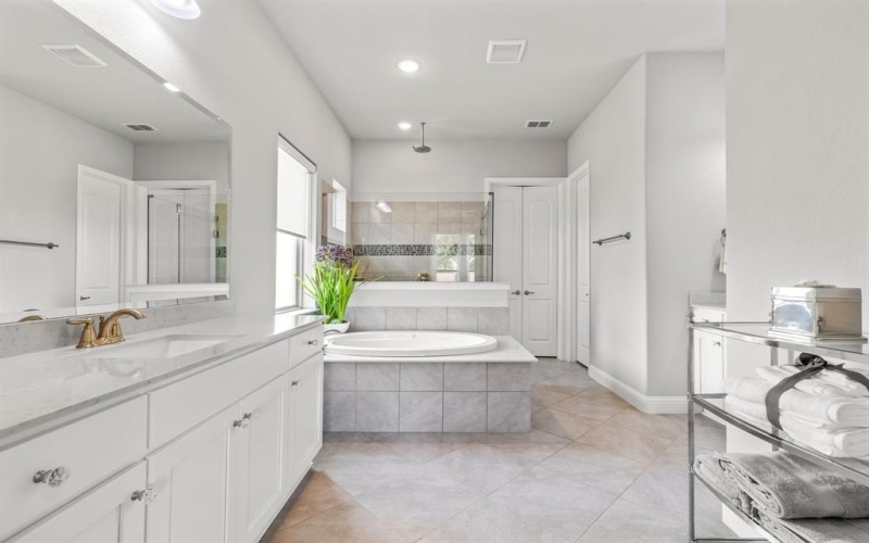 13702 Fernando Road, Frisco, TX 75035, 4 Habitaciones Habitaciones , ,3 BañosBaños,Residential,En Venta,13702 Fernando Road,0,21038343