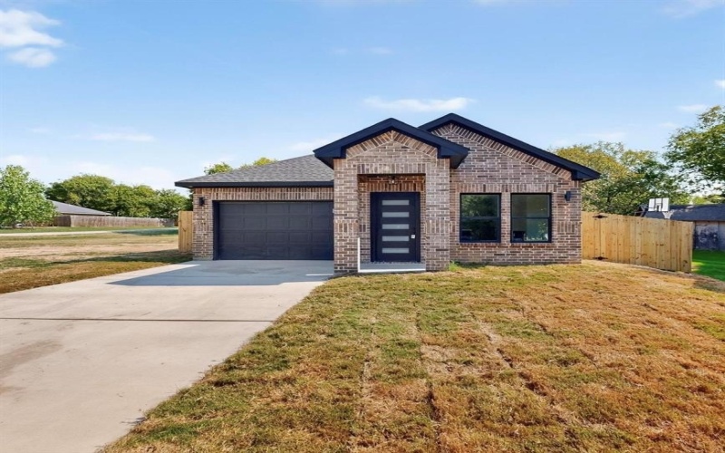 1308 Daffan Avenue, Ennis, TX 75119, 4 Habitaciones Habitaciones , ,2 BañosBaños,Residential,En Venta,1308 Daffan Avenue,0,21038369