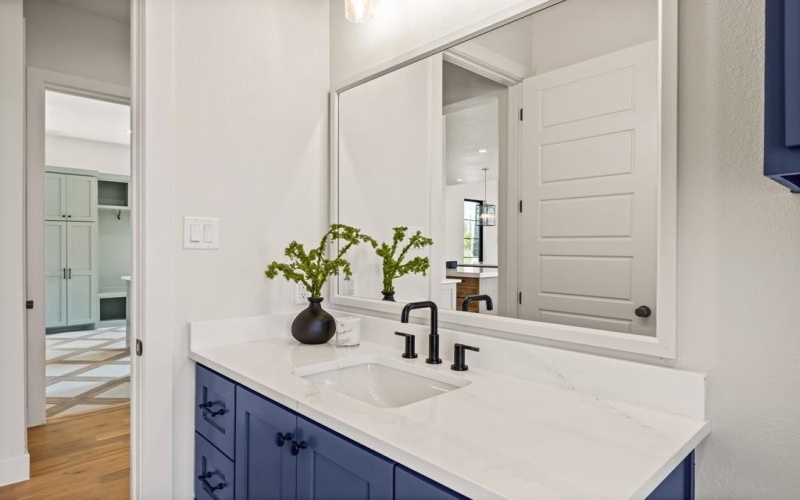 2035 Meadowlark Court, Aledo, TX 76008, 4 Bedrooms Bedrooms, ,5 BathroomsBathrooms,Residential,For Sale,2035 Meadowlark Court,0,21038373