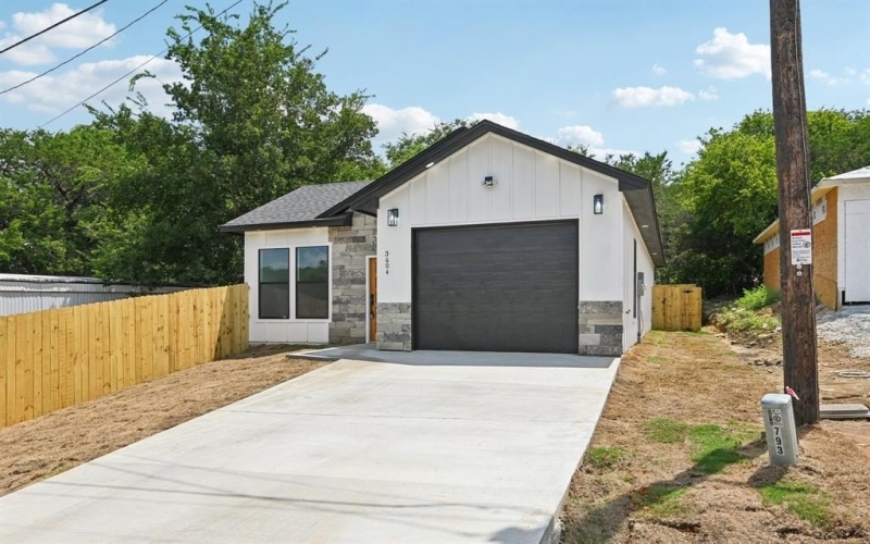 3604 Durango Trail, Granbury, TX 76048, 3 Bedrooms Bedrooms, ,2 BathroomsBathrooms,Residential,For Sale,3604 Durango Trail,0,21038505