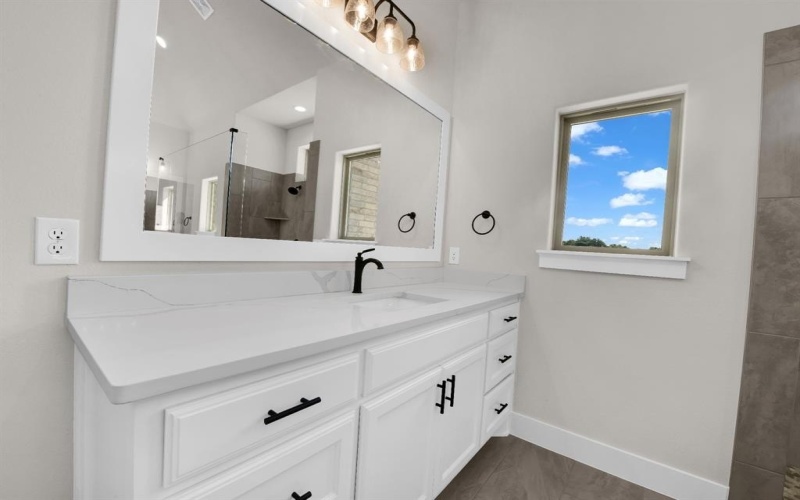 1048 Arbor Vista Drive, Azle, TX 76020, 4 Habitaciones Habitaciones , ,2 BañosBaños,Residential,En Venta,1048 Arbor Vista Drive,0,21038561