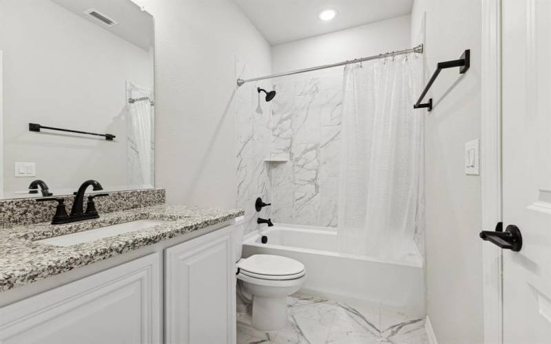 2219 Desmond Drive, Forney, TX 75126, 5 Habitaciones Habitaciones , ,5 BañosBaños,Residential,En Venta,2219 Desmond Drive,0,21038582