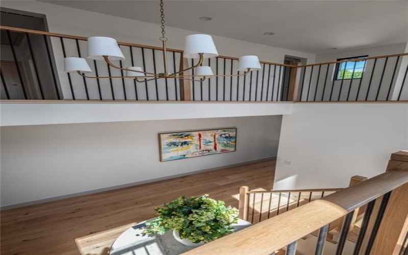 9047 Longmont Drive, Dallas, TX 75238, 5 Bedrooms Bedrooms, ,5 BathroomsBathrooms,Residential,For Sale,9047 Longmont Drive,0,21038623