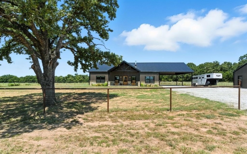 599 Lake Valley Road, Sunset, TX 76270, 2 Bedrooms Bedrooms, ,2 BathroomsBathrooms,Residential,For Sale,599 Lake Valley Road,0,21038716