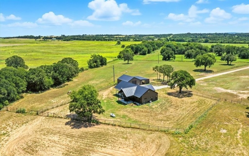 599 Lake Valley Road, Sunset, TX 76270, 2 Bedrooms Bedrooms, ,2 BathroomsBathrooms,Residential,For Sale,599 Lake Valley Road,0,21038716