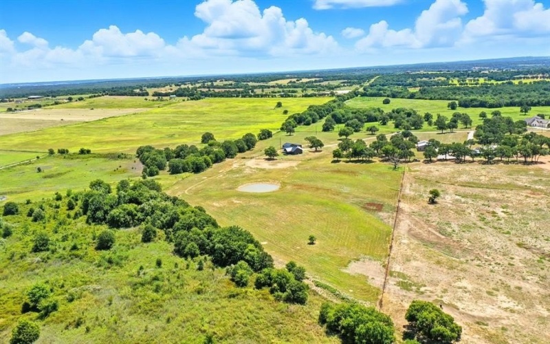 599 Lake Valley Road, Sunset, TX 76270, 2 Bedrooms Bedrooms, ,2 BathroomsBathrooms,Residential,For Sale,599 Lake Valley Road,0,21038716