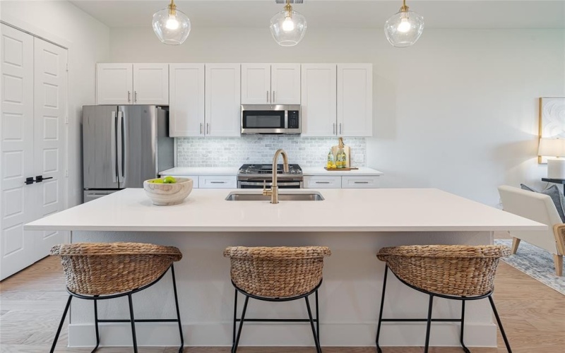 2610 Kimsey #205, Dallas, TX 75235, 2 Bedrooms Bedrooms, ,2 BathroomsBathrooms,Residential,For Sale,2610 Kimsey,0,21038775