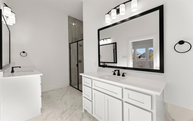 2136 Valencia Drive, Little Elm, TX 75068, 4 Habitaciones Habitaciones , ,3 BañosBaños,Residential,En Venta,2136 Valencia Drive,0,21038877