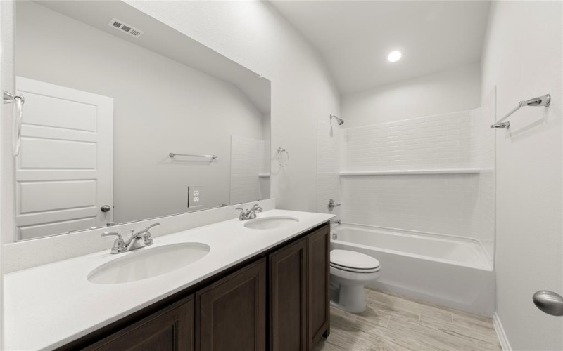1405 Hillbrook Court, Aubrey, TX 76227, 3 Habitaciones Habitaciones , ,2 BañosBaños,Residential,En Venta,1405 Hillbrook Court,0,21038890