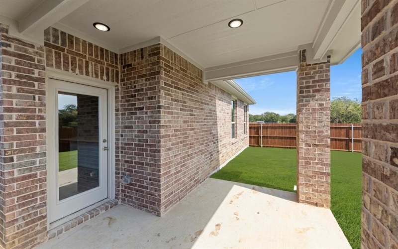 1733 Meadow Crest Drive, Aubrey, TX 76227, 3 Habitaciones Habitaciones , ,2 BañosBaños,Residential,En Venta,1733 Meadow Crest Drive,0,21038937