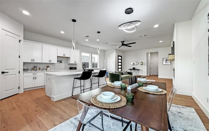 2417 And 2419 Merlin Street, Dallas, TX 75215, 3 Bedrooms Bedrooms, ,2 BathroomsBathrooms,Residential Multi Family,For Sale,2417 And 2419 Merlin Street,0,21039103