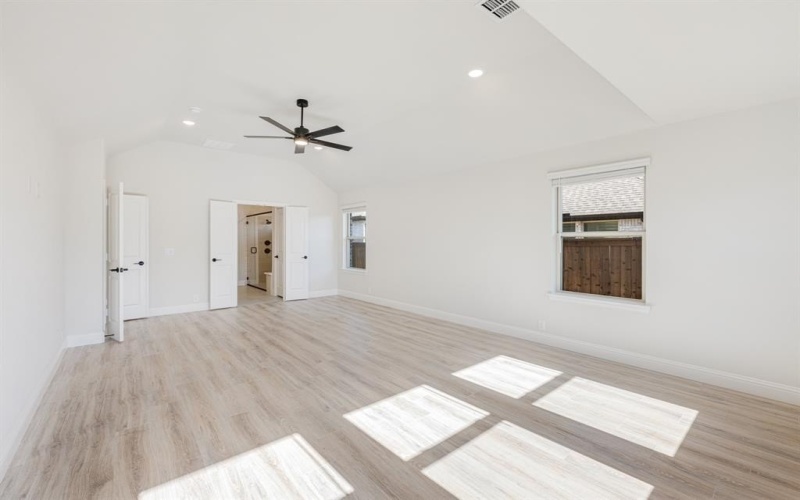 733 Seahawk Street, Joshua, TX 76058, 3 Habitaciones Habitaciones , ,2 BañosBaños,Residential,En Venta,733 Seahawk Street,0,21039109