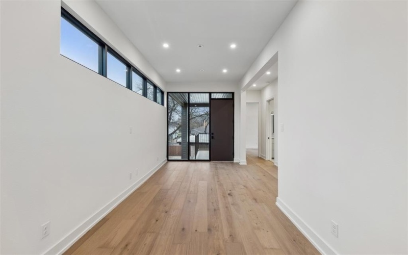 9015 Daytonia Avenue, Dallas, TX 75218, 4 Habitaciones Habitaciones , ,3 BañosBaños,Residential,En Venta,9015 Daytonia Avenue,0,21039349